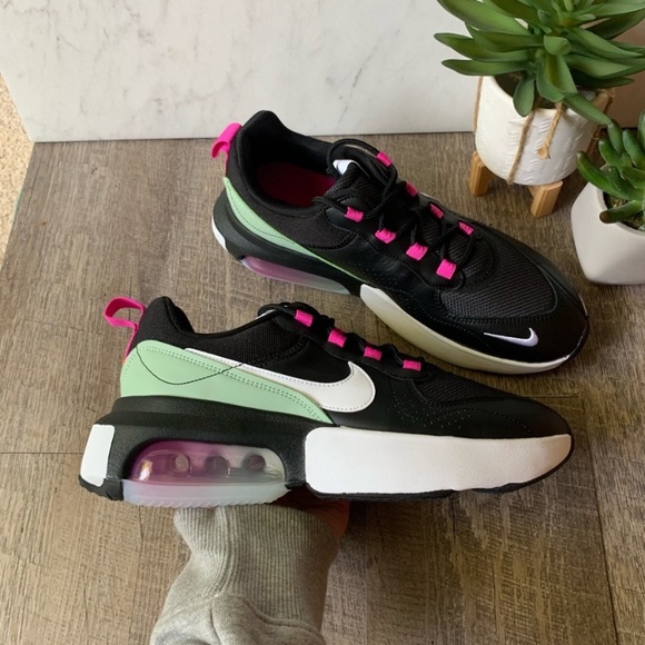 Nike Air Max Verona Black Fossil - Picture 9 of 10